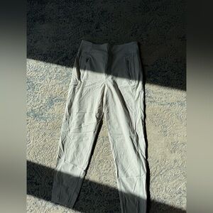 Stylish Cream Pants with Zipper Pockets Athleta